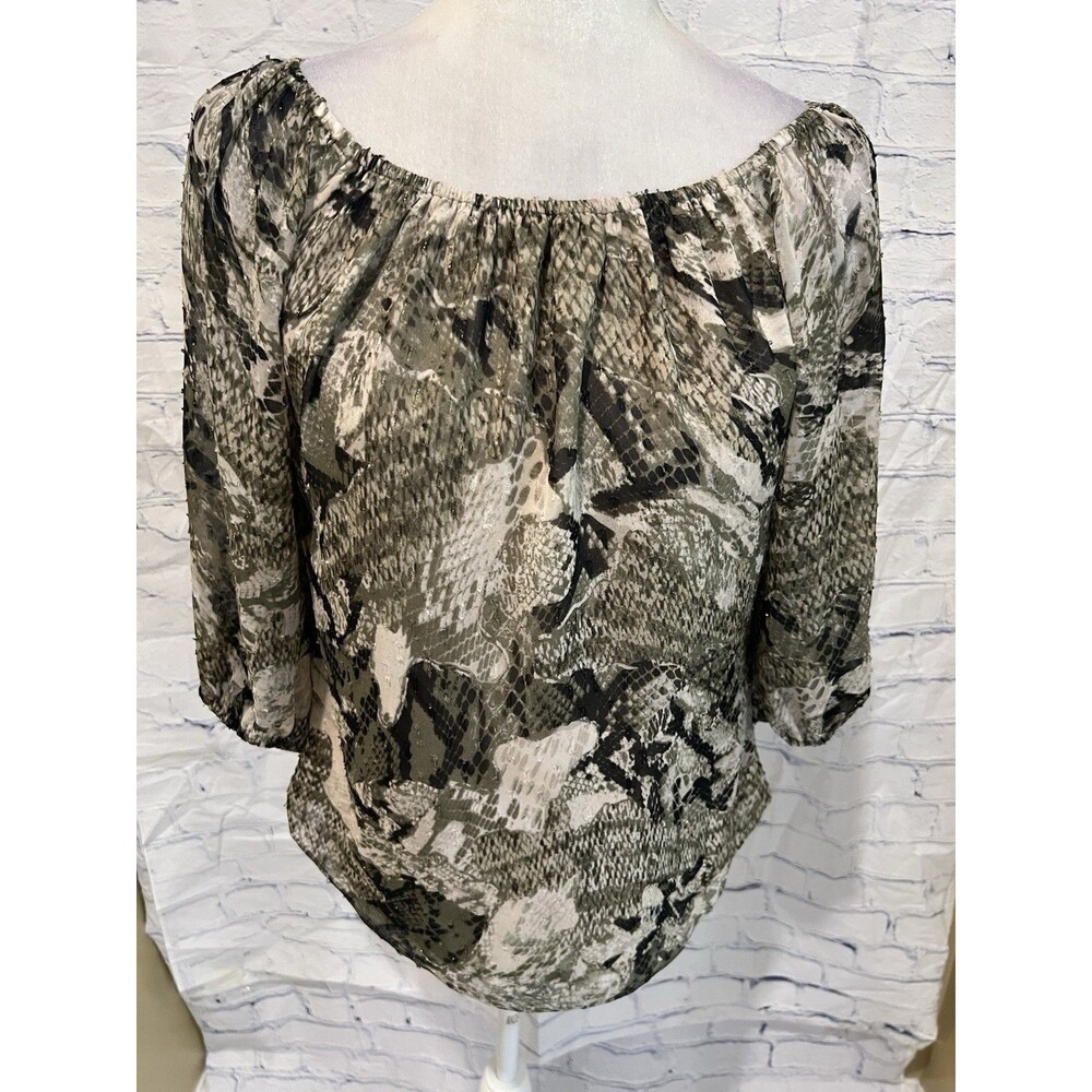 White House Black Market WHBM Women's Blouse Green Snake Print Poly Blend XS